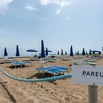 Pareus Aparthotel