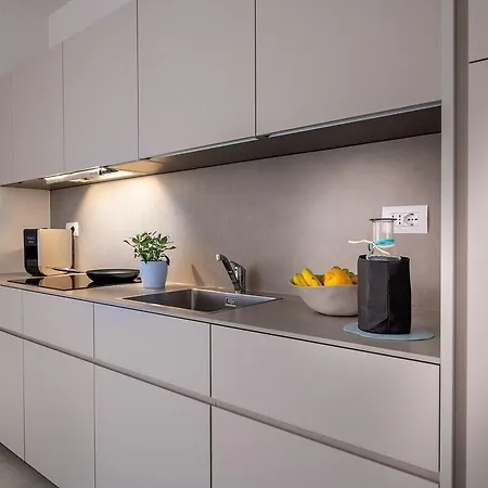 Aparthotel Pareus 4*
