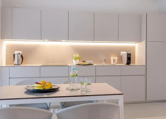 Pareus Aparthotel 4*