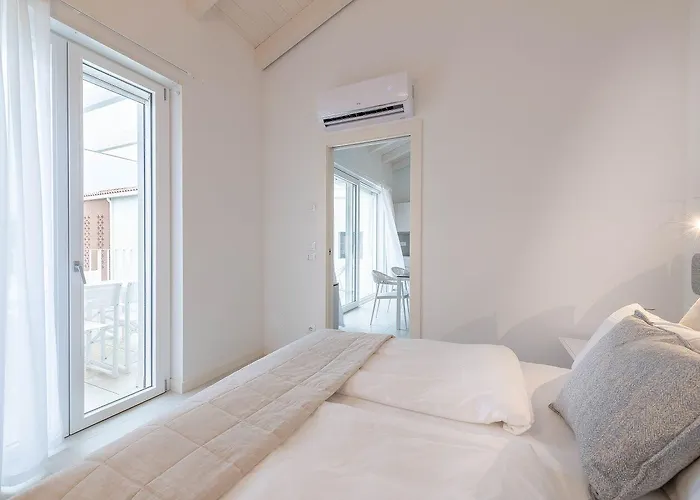 Pareus Apart Otel 4*